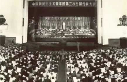 ϲӭ��ʮ�������x�r(sh��)��|�F(tu��n)ʷ����֮�����F(tu��n)�İl(f��)չ�vʷ~